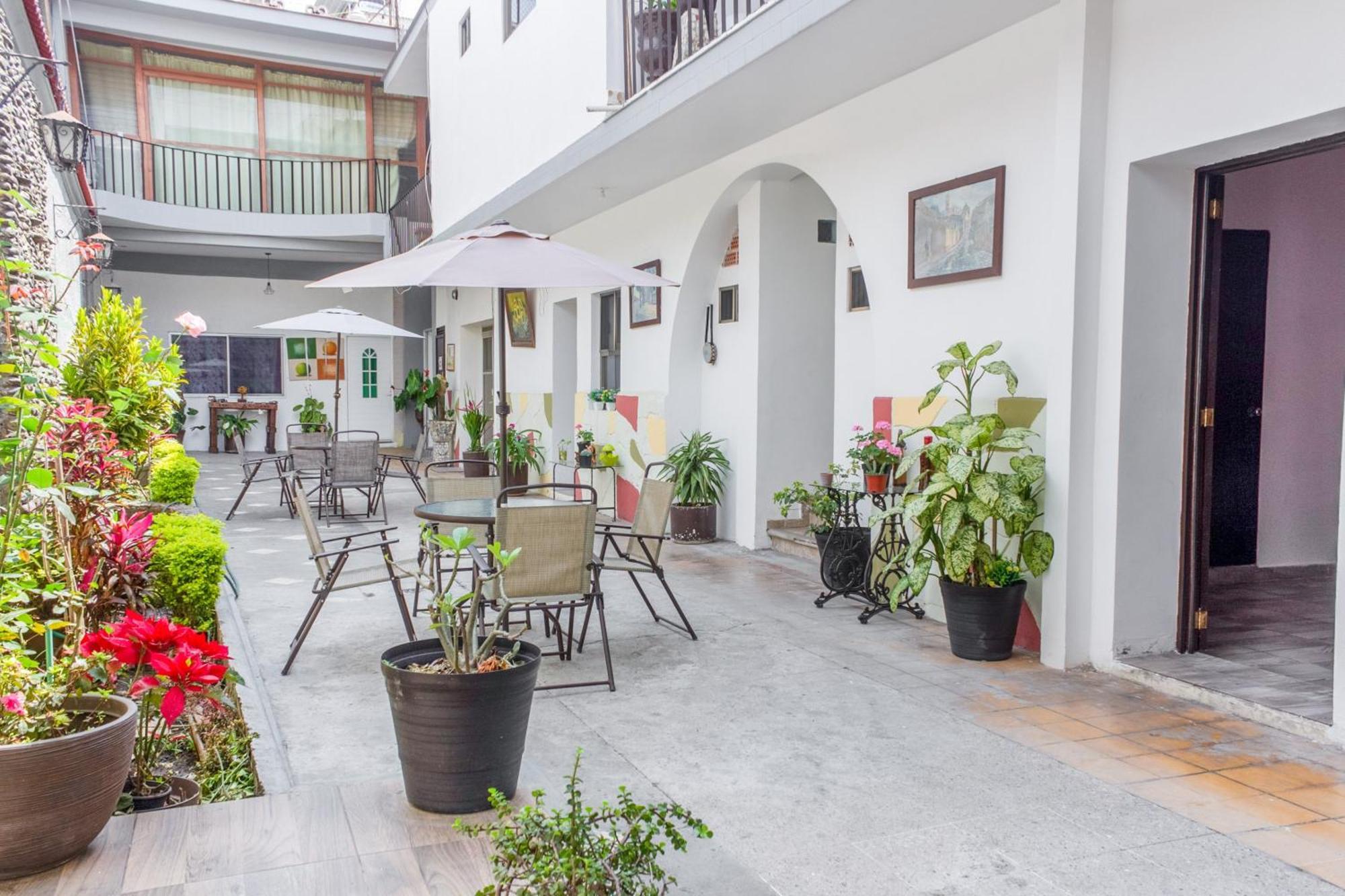 Oyo Gandag Hotel